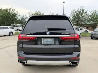 2019 BMW X7