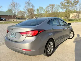 2015 HYUNDAI ELANTRA