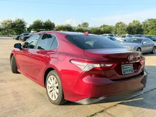 2019 TOYOTA CAMRY