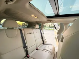 2015 VOLVO XC60