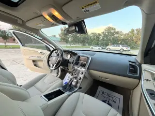 2015 VOLVO XC60