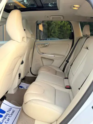 2015 VOLVO XC60