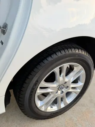 2015 VOLVO XC60