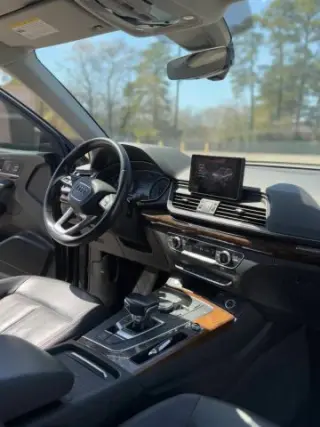 2020 AUDI Q5