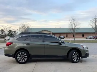 2017 SUBARU OUTBACK