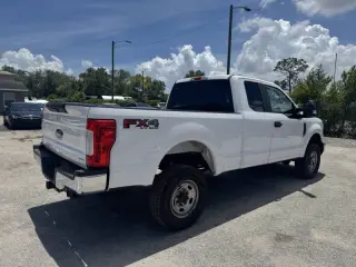 2017 Ford F-250 Super Duty XL