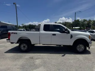 2017 Ford F-250 Super Duty XL