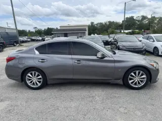 2015 Infiniti Q50 Premium