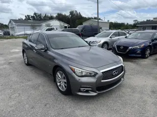 2015 Infiniti Q50 Premium