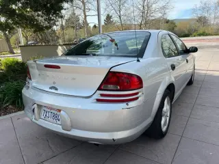 2004 Dodge Stratus