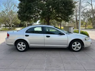 2004 Dodge Stratus