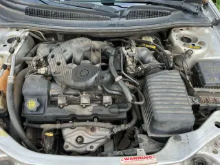 2004 Dodge Stratus