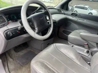 1996 Ford Windstar