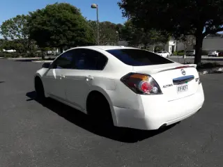 2012 Nissan Altima 3.5 SR