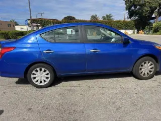 2015 Nissan Versa 1.6 SV