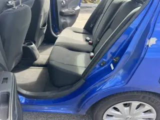 2015 Nissan Versa 1.6 SV