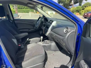 2015 Nissan Versa 1.6 SV