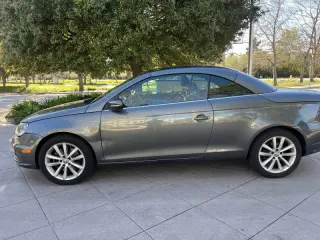 2012 Volkswagen Eos Komfort SULEV