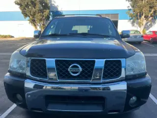 2005 Nissan Armada SE