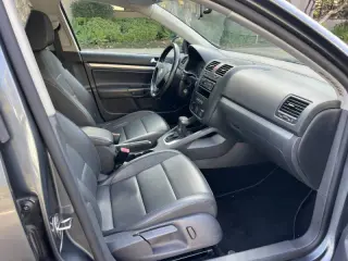 2009 Volkswagen Jetta SportWagen SE PZEV
