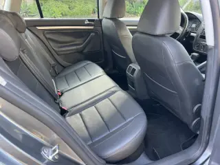 2009 Volkswagen Jetta SportWagen SE PZEV