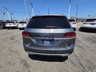 2018 Volkswagen Atlas V6 Launch Edition