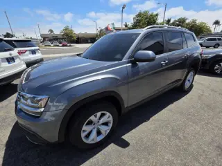 2018 Volkswagen Atlas V6 Launch Edition