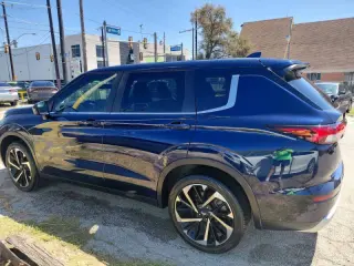 2022 Mitsubishi Outlander SE Launch Edition