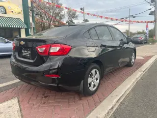 2018 Chevrolet Cruze LS Auto