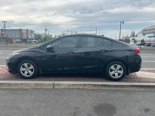 2018 Chevrolet Cruze LS Auto