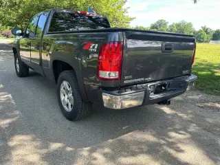 2011 GMC Sierra 1500 SLE