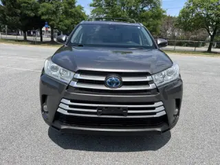 2019 Toyota Highlander Hybrid XLE