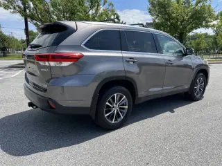 2019 Toyota Highlander Hybrid XLE