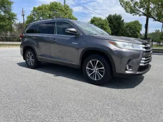 2019 Toyota Highlander Hybrid XLE