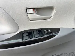 2012 Toyota Sienna