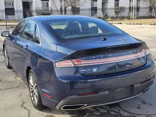 2017 Lincoln MKZ Premiere