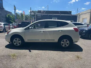 2014 Nissan Rogue Select