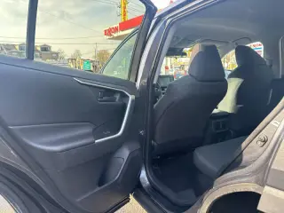 2020 Toyota RAV4 Hybrid LE