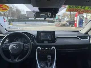 2020 Toyota RAV4 Hybrid LE