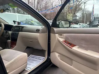 2006 Toyota Corolla LE