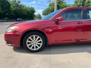 2013 Chrysler 200 Touring