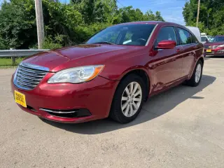 2013 Chrysler 200 Touring