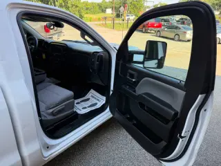 2018 Chevrolet Silverado 1500 LS