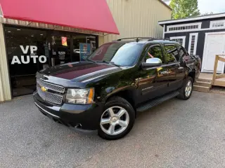 2013 Chevrolet Avalanche LT Black Diamond