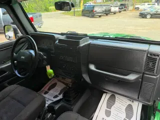 2004 Jeep Wrangler X