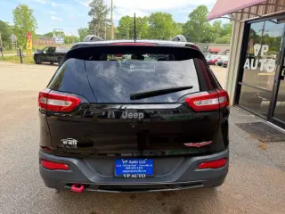 2017 Jeep Cherokee Trailhawk