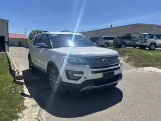 2017 Ford Explorer Platinum