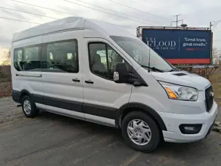 2022 Ford Transit 350 XLT