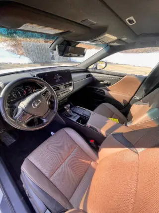 2022 Lexus ES 350