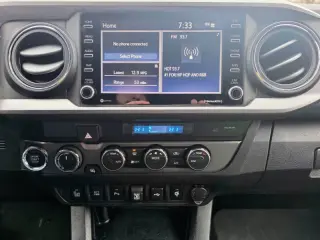 2022 Toyota Tacoma TRD Off-Road